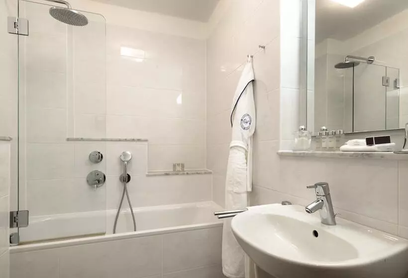 اتاق کلاسیک یک تخته, Excelsior Hotel Ernst Am Dom