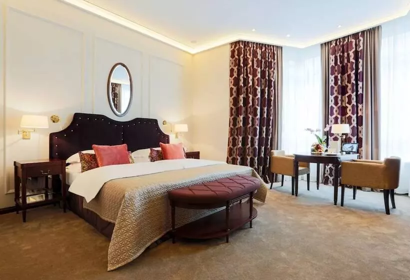 اتاق لوکس, Excelsior Hotel Ernst Am Dom