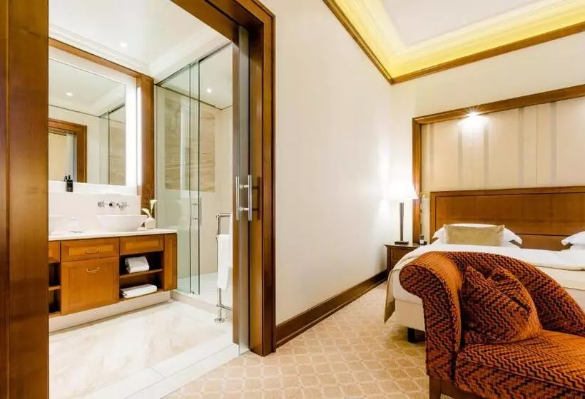 سوییت اجرایی, Excelsior Hotel Ernst Am Dom