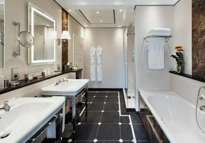 اتاق استاندارد, Excelsior Hotel Ernst Am Dom