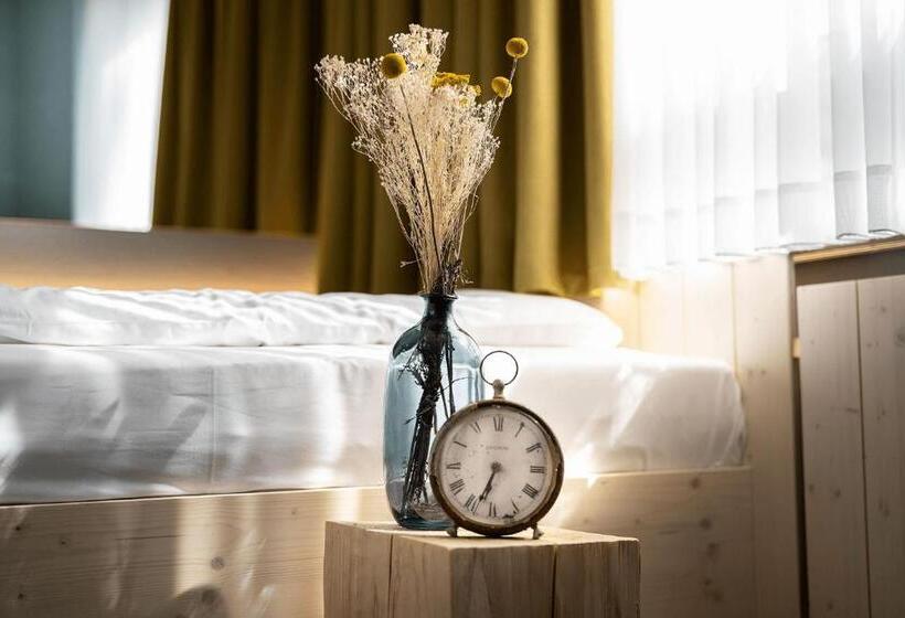 غرفة قياسية ثلاثية, Gartenhotel Fettehenne