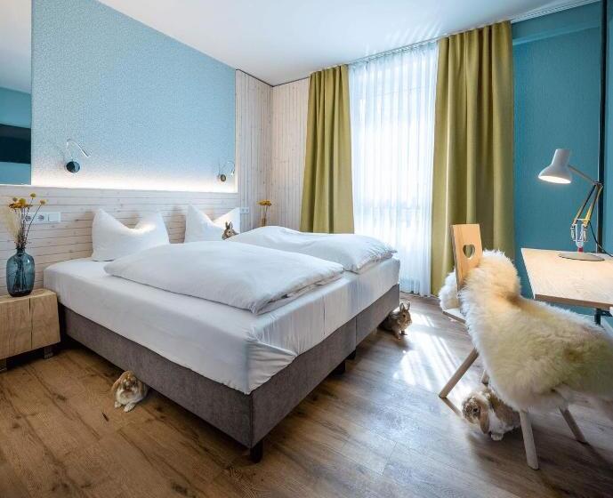 غرفة قياسية ثلاثية, Gartenhotel Fettehenne