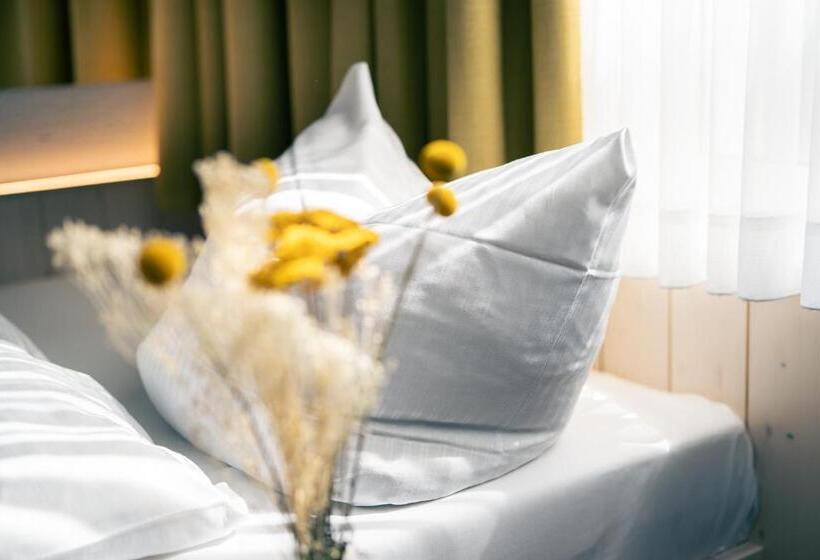Номер Стандарт, Gartenhotel Fettehenne