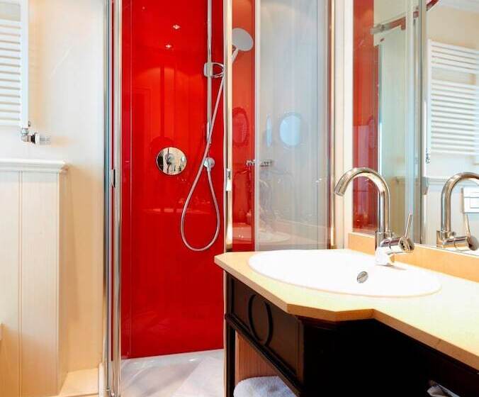 غرفة قياسية مزوَّدة بشُرفة, Relais & Châteaux Hardenberg Burg