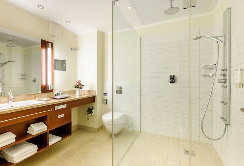 سوییت سوپریور, Mercure Hotel Düsseldorf City Center