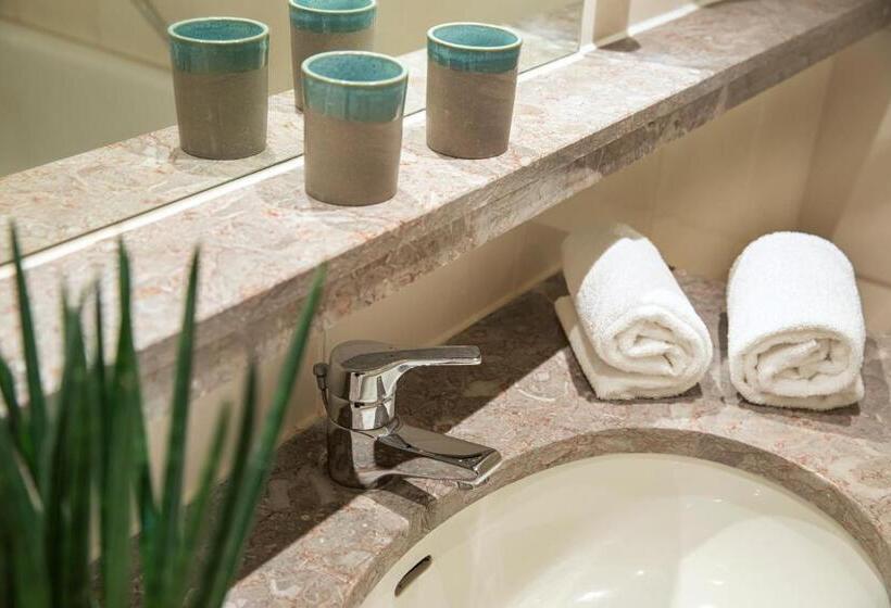 חדר משפחתי, Achat Hotel Braunschweig