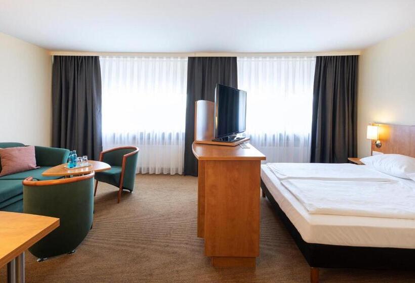 חדר משפחתי, Achat Hotel Braunschweig