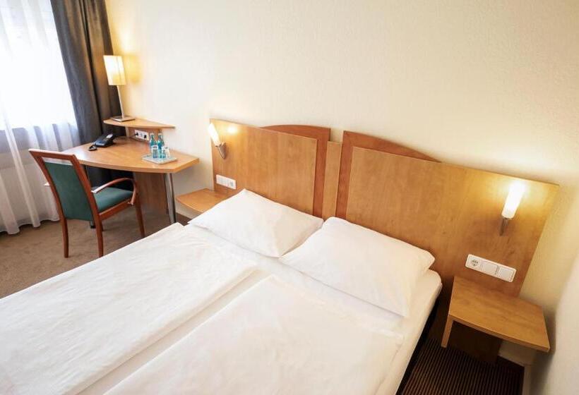 Номер Комфорт, Achat Hotel Braunschweig