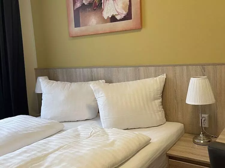 استودیوی استاندارد, Palm Premium Hotel & Apartments