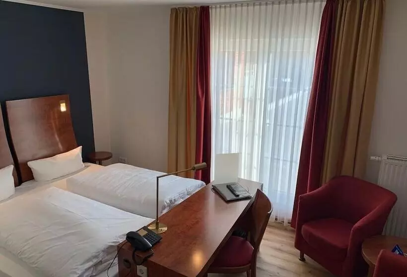Standard Room, Osterkrug