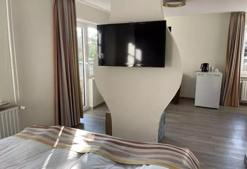 Comfort Room, Osterkrug