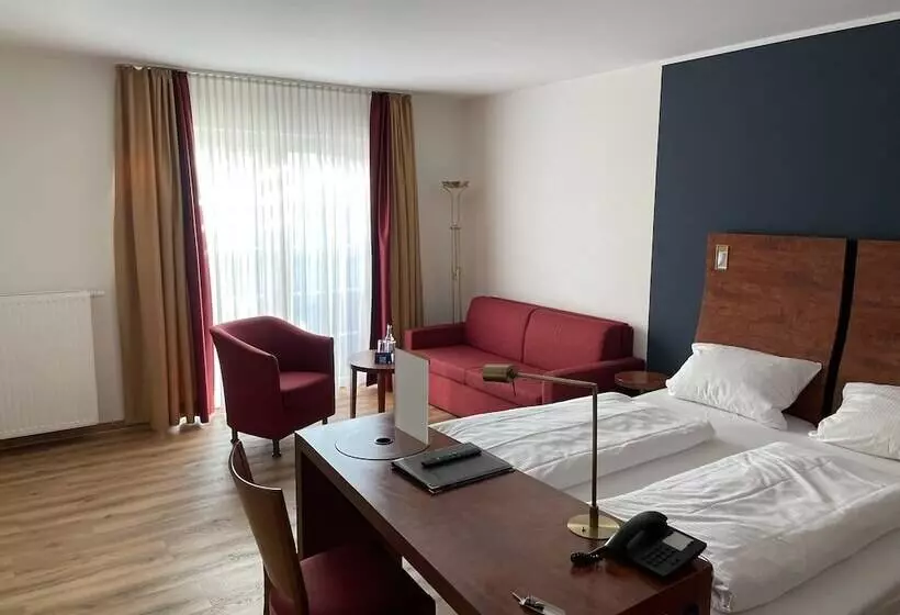 Superior Room, Osterkrug