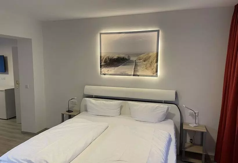 Superior Room, Osterkrug
