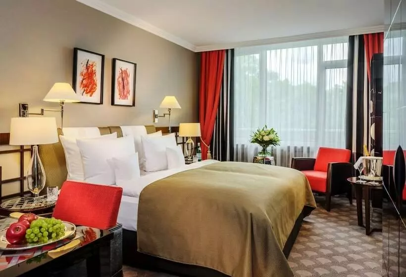 اتاق اجرایی, Parkhotel Bremen – Ein Mitglied Der Hommage Luxury Hotels Collection