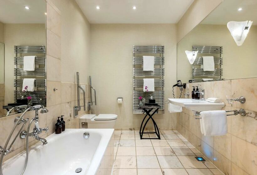 سوییت جونیور, Parkhotel Bremen – Ein Mitglied Der Hommage Luxury Hotels Collection