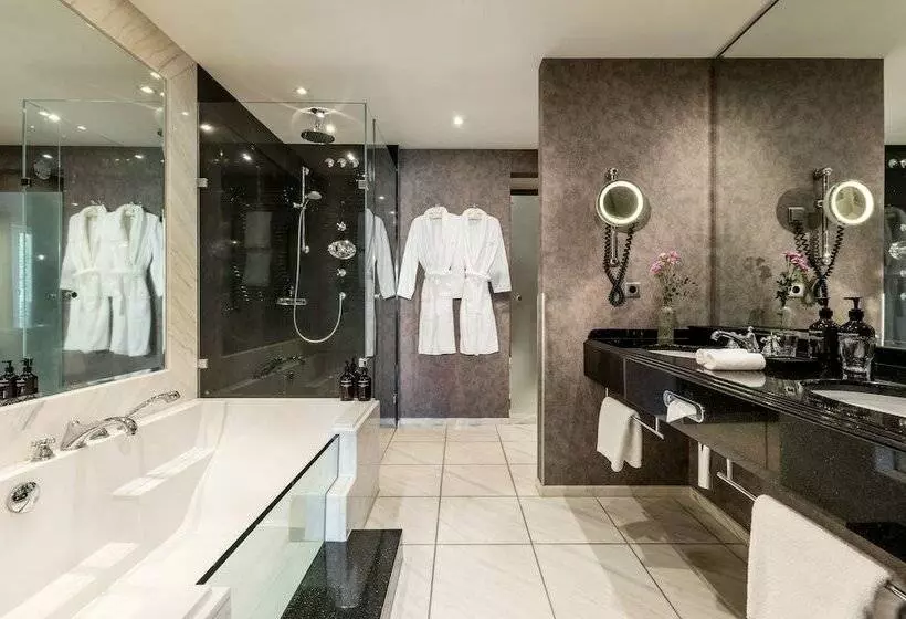 سوییت سوپریور, Parkhotel Bremen – Ein Mitglied Der Hommage Luxury Hotels Collection