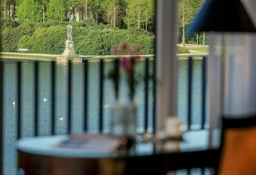 سوییت جونیور با چشم‌انداز دریاچه, Parkhotel Bremen – Ein Mitglied Der Hommage Luxury Hotels Collection