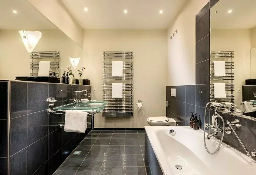 سوییت جونیور با چشم‌انداز دریاچه, Parkhotel Bremen – Ein Mitglied Der Hommage Luxury Hotels Collection