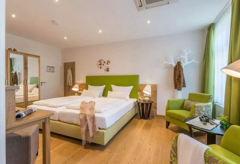 اتاق سوپریور, Romantik Hotel Reichshof