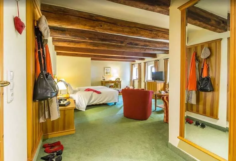 اتاق سوپریور, Romantik Hotel Reichshof