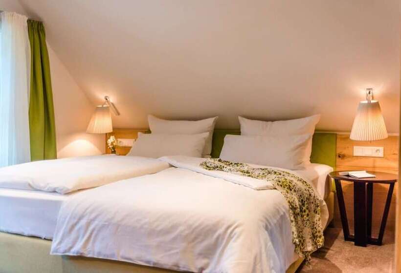Полулюкс, Romantik Hotel Reichshof