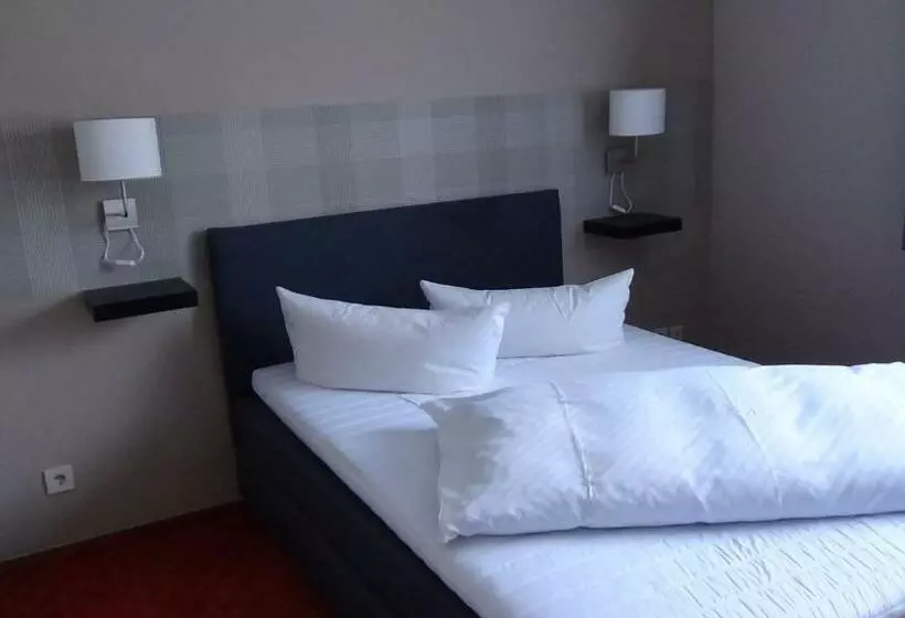 Standard Single Room, T&t By Thiesmann