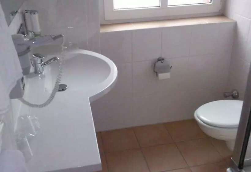Standard Room, T&t By Thiesmann