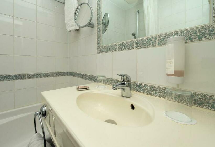 غرفة قياسية, Wyndham Köln