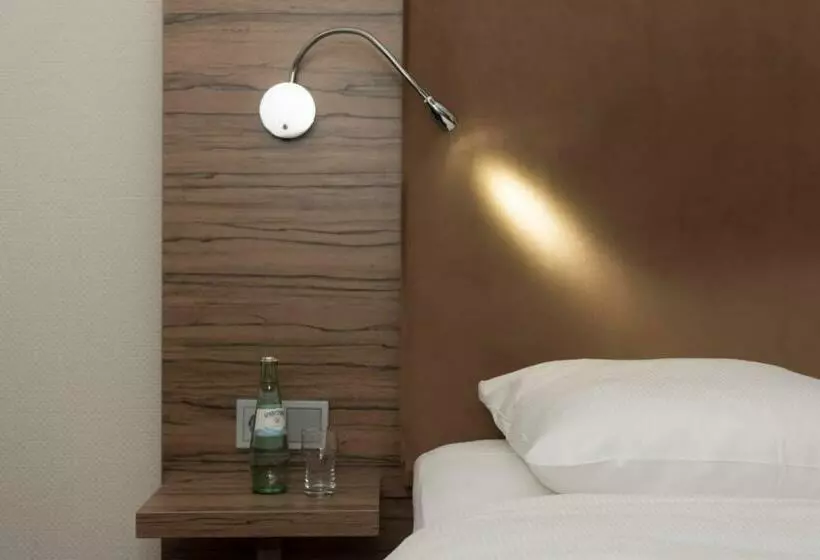 اتاق استاندارد, Wyndham Köln