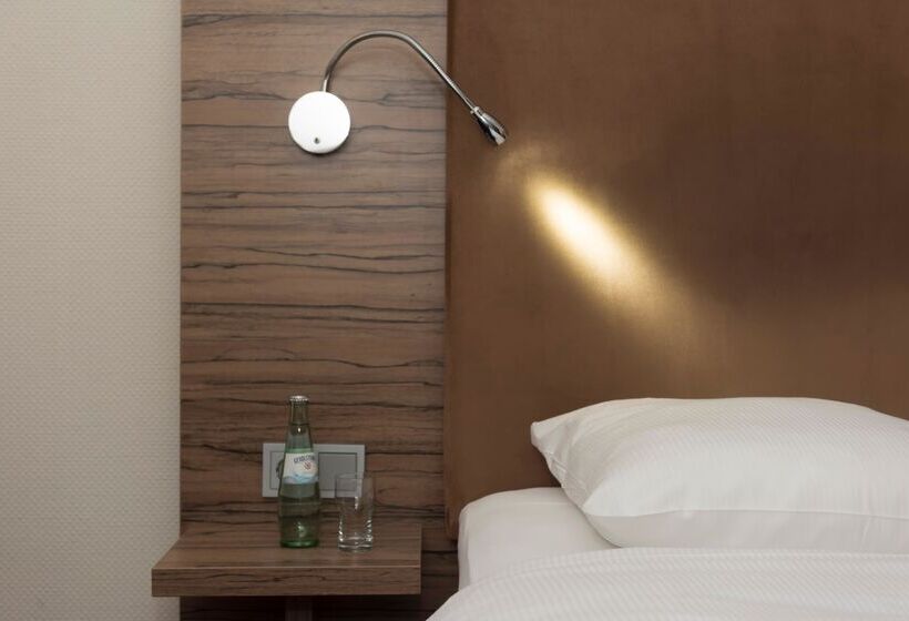 غرفة قياسية, Wyndham Köln