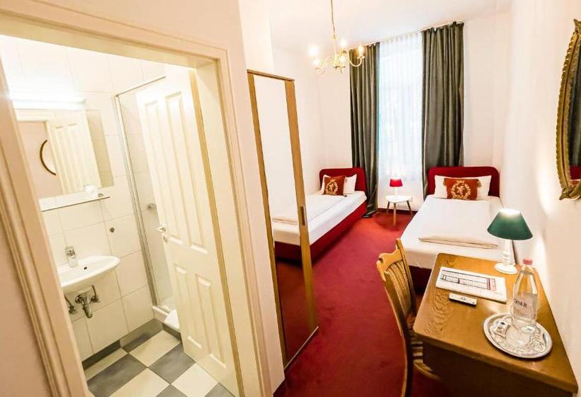 标准单人间, Zum Goldenen Löwen