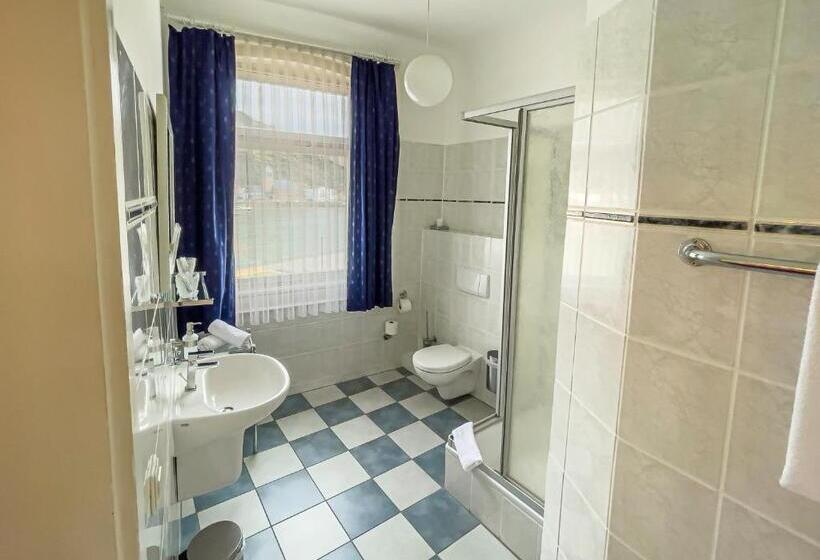 舒适型房间, Zum Goldenen Löwen