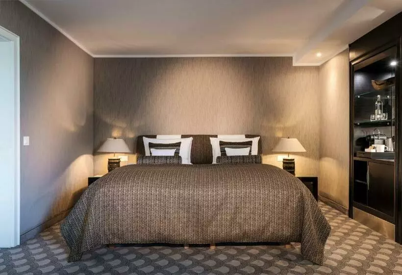 سوییت جونیور, Parkhotel Bremen – Ein Mitglied Der Hommage Luxury Hotels Collection