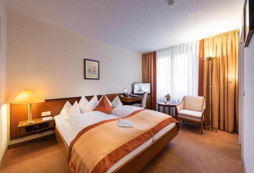 Номер Стандарт, Parkhotel Stadtallendorf