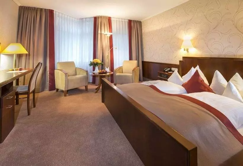 Comfort Yhden Hengen Huone, Parkhotel Stadtallendorf