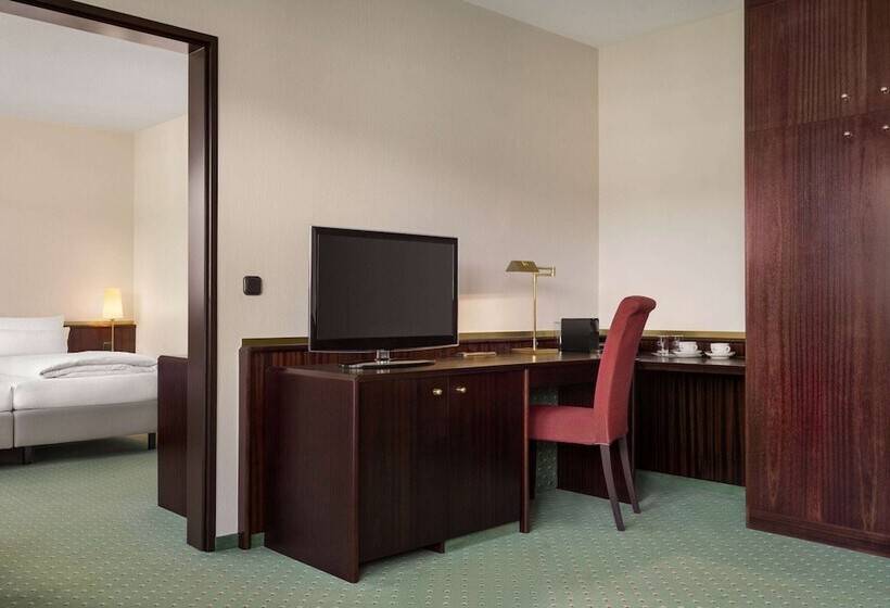 Полулюкс, Amedia Siegen, Trademark Collection By Wyndham
