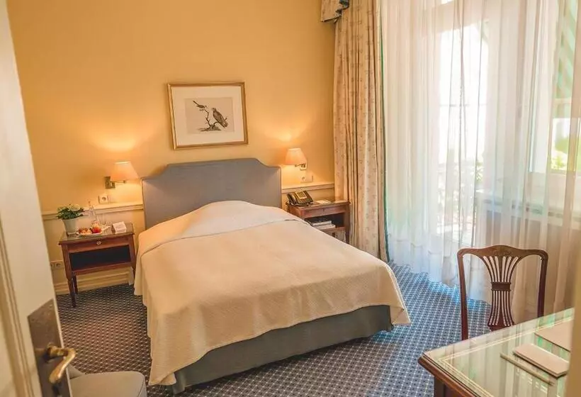 اتاق استاندارد یک نفره, Brenners Park Hotel & Spa An Oetker Collection
