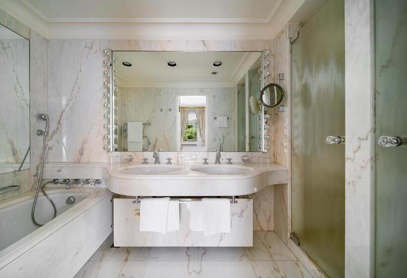 스탠다드 룸, Brenners Park Hotel & Spa   An Oetker Collection