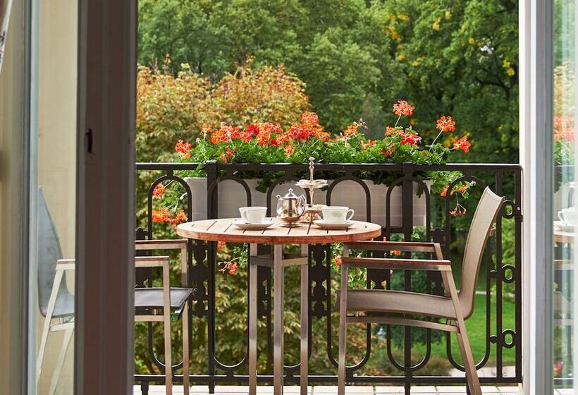 Номер Superior, Brenners Park Hotel & Spa   An Oetker Collection
