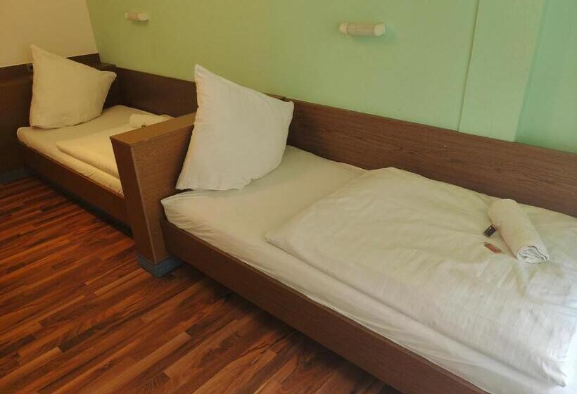 Номер Стандарт, City Hotel Pforzheim
