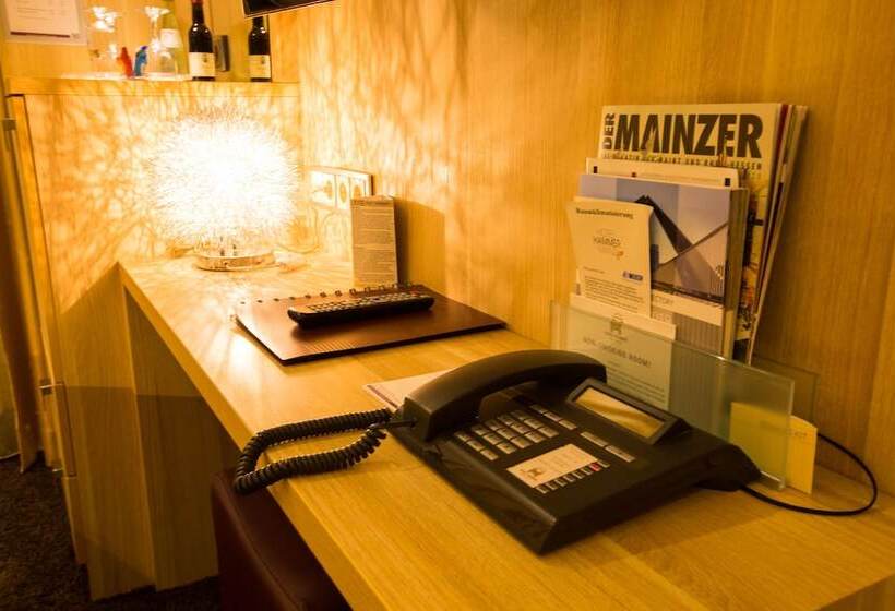 Номер Комфорт Индивидуальный, Top Hotel Hammer   Mainz Hauptbahnhof