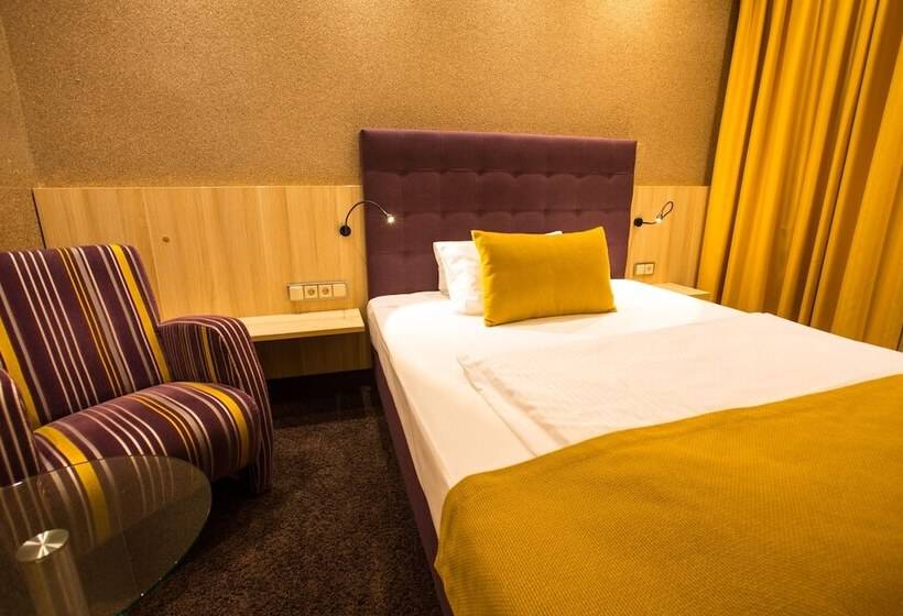 Номер Economy, Top Hotel Hammer   Mainz Hauptbahnhof