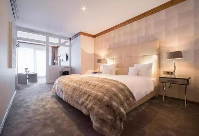 Deluxe Room with Balcony, Hennemann