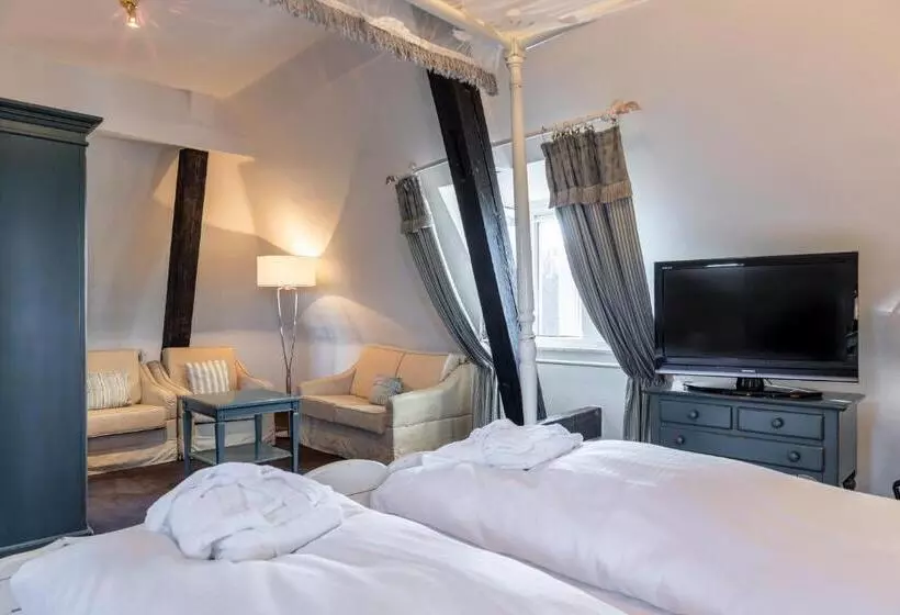 Suite, Jagdschloss Hotel Niederwald