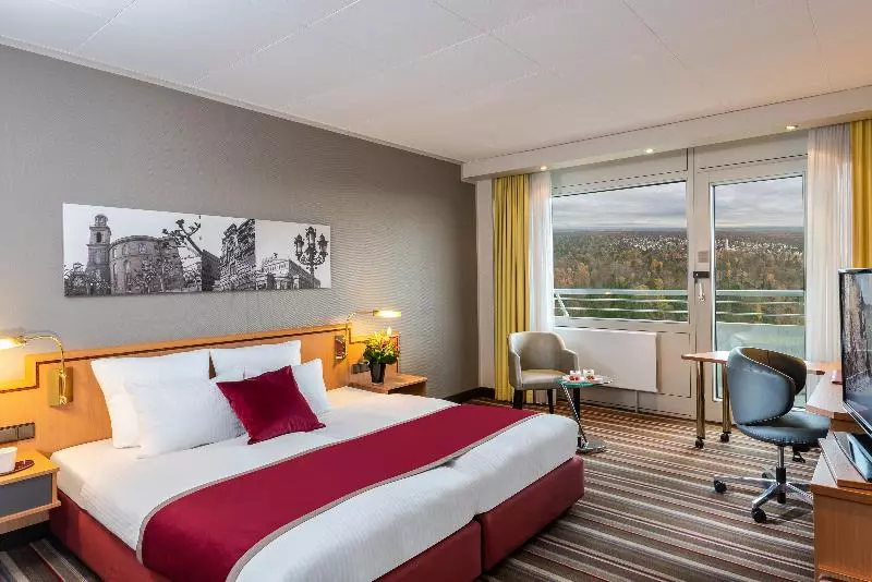اتاق راحتی سه تخته, Leonardo Royal Hotel Frankfurt