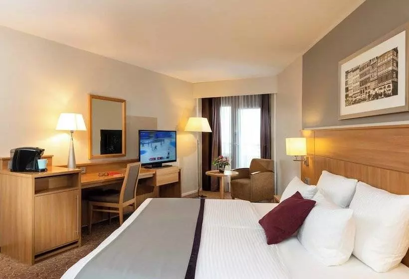 Superior-huone, Leonardo Royal Hotel Frankfurt