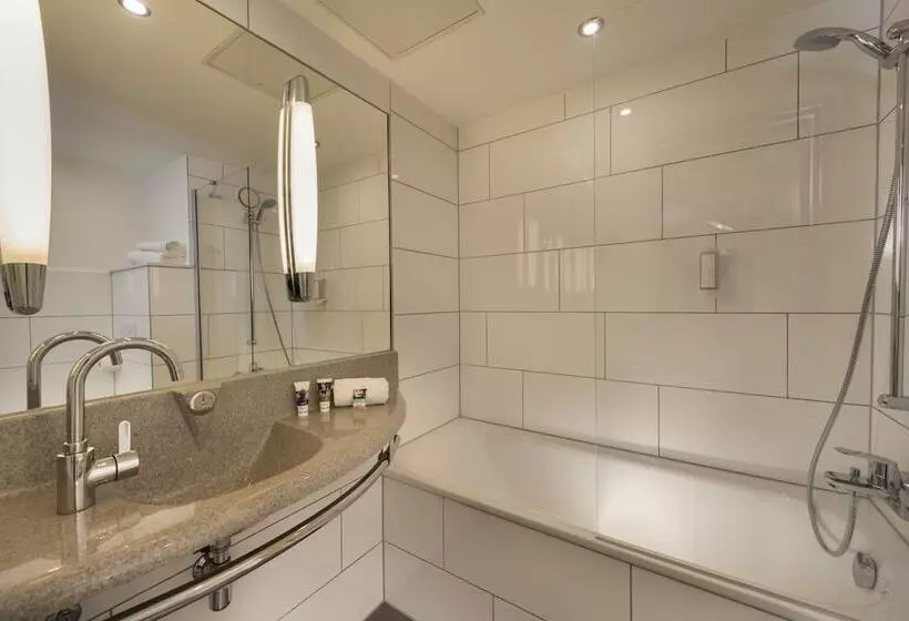اتاق استاندارد, Mercure Hotel Saarbrücken Süd