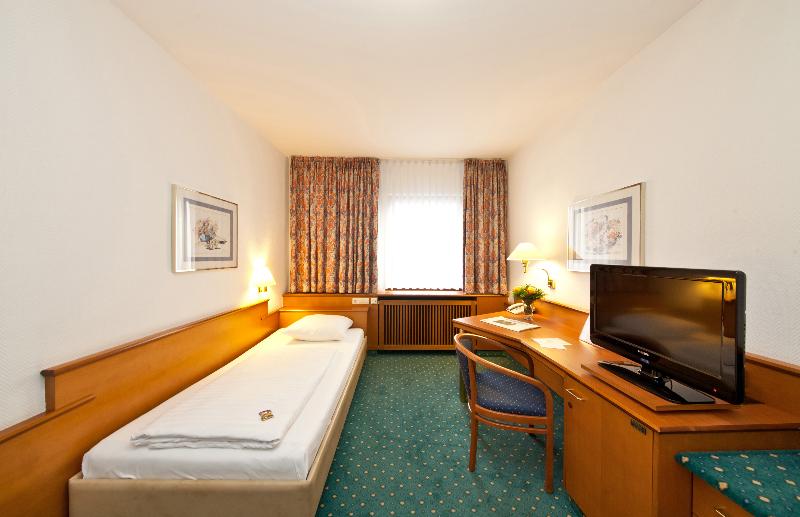 单人经济间, Boulevard