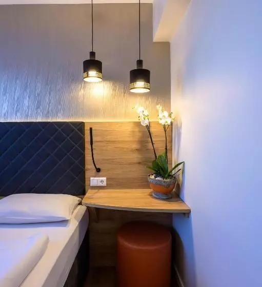 スタンダードルーム, Plaza Inn Rieker Stuttgart Hauptbahnhof