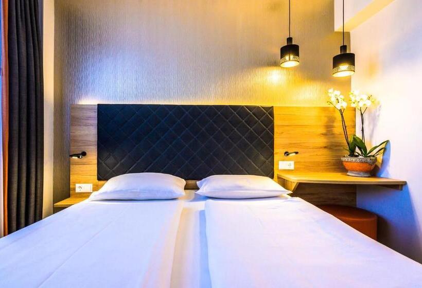 Standard-huone, Plaza Inn Rieker Stuttgart Hauptbahnhof